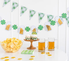 St Patrick's Day Mug & Shamrock Banner S2139 - Pretty Day